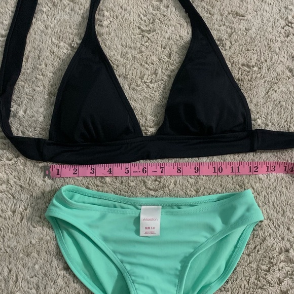 Bikini - Picture 2 of 4